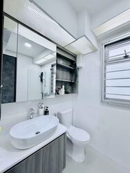 Blk 293D Skypeak @ Bukit Batok (Bukit Batok), HDB 4 Rooms #568139151